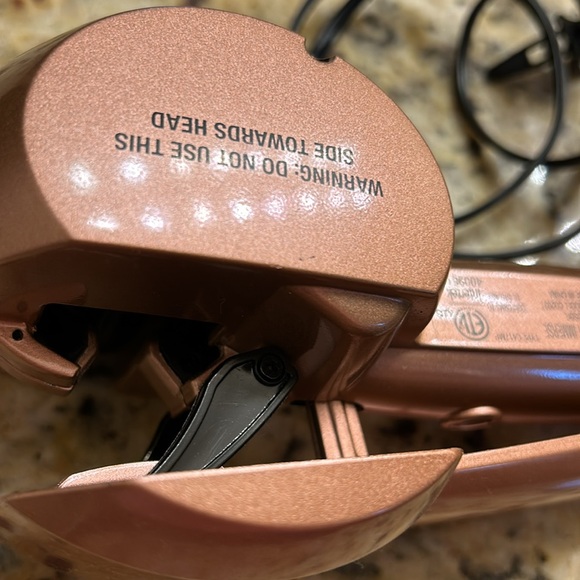 Infiniti Pro Curl Secret by Conair - Picture 8 of 9